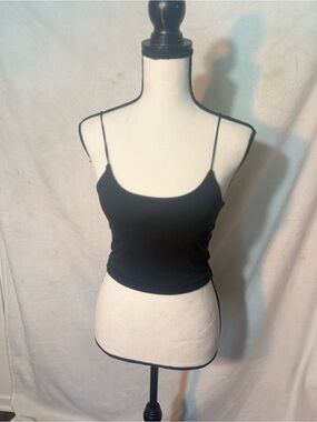 🖤 Black Cropped Spaghetti Strap Camisole 🖤